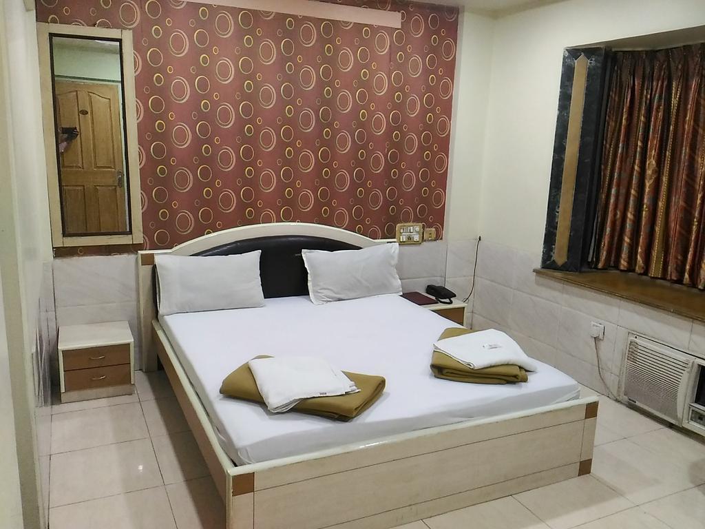 נאווי מומבאי Hotel Palms מראה חיצוני תמונה