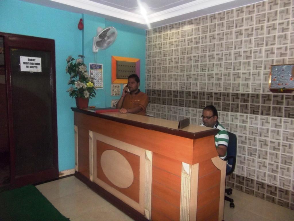 נאווי מומבאי Hotel Palms מראה חיצוני תמונה