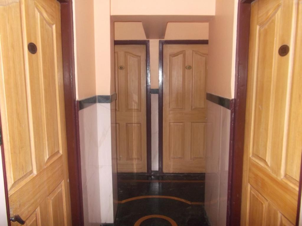 נאווי מומבאי Hotel Palms מראה חיצוני תמונה